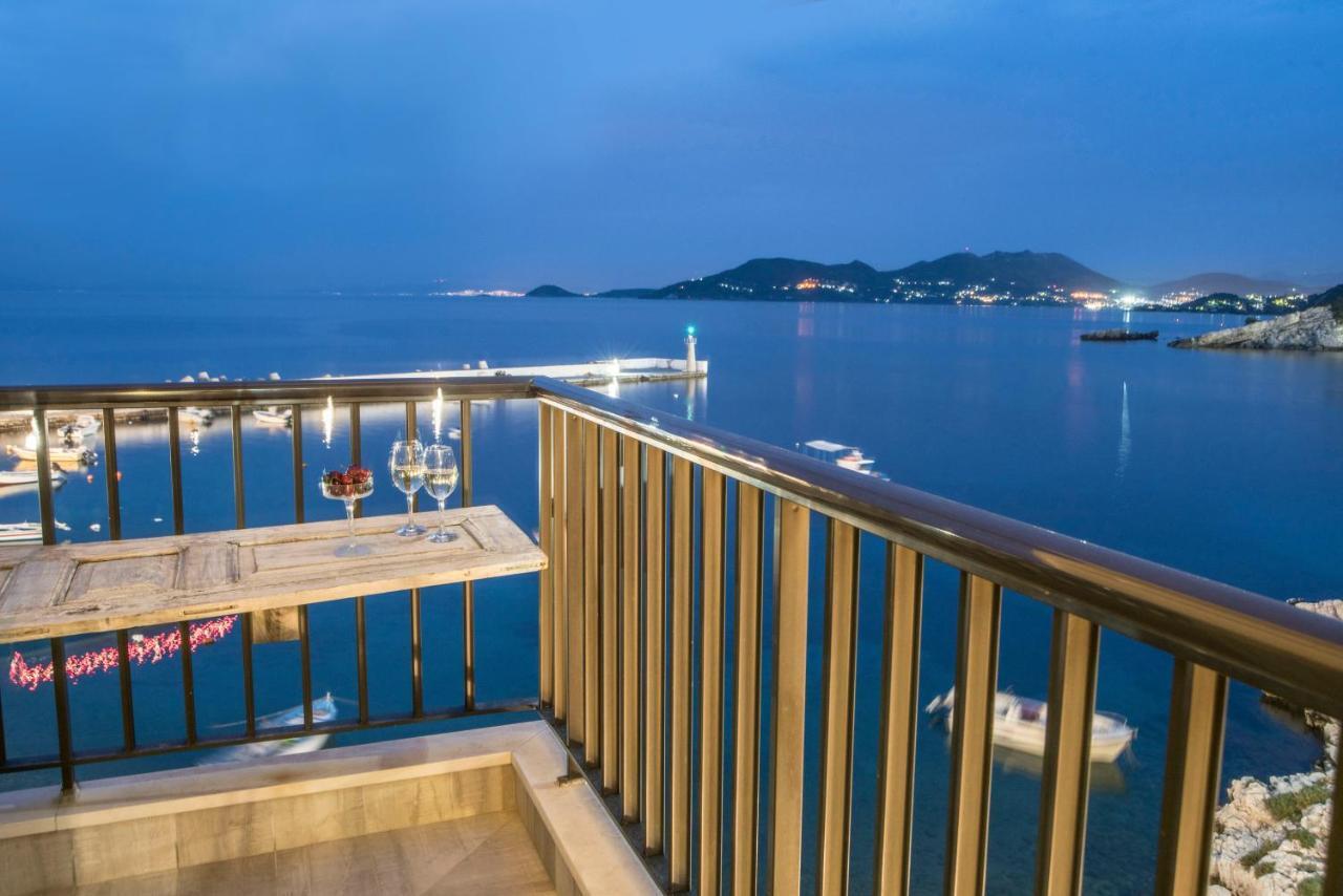 Eftopia Beachfront 2-Bedrooms Apartment Kokkari Exterior photo
